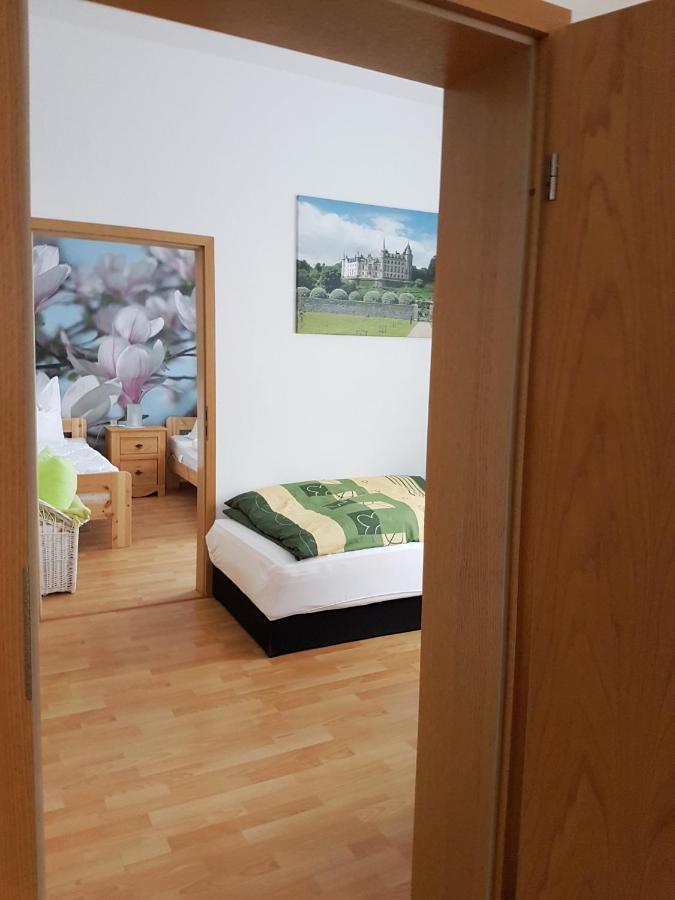 Ferienwohnung Am Viaduktweg Familie Roman Langenleuba-Niederhain Buitenkant foto